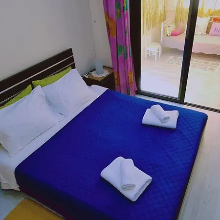 Garden Flat דירה *