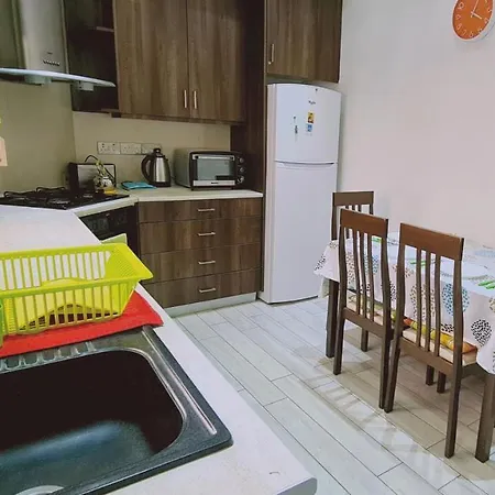 Garden Flat לרנקה