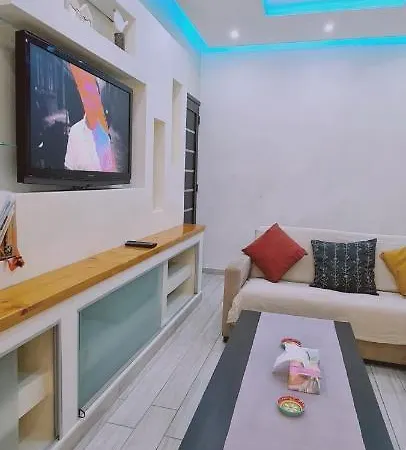 דירה Garden Flat